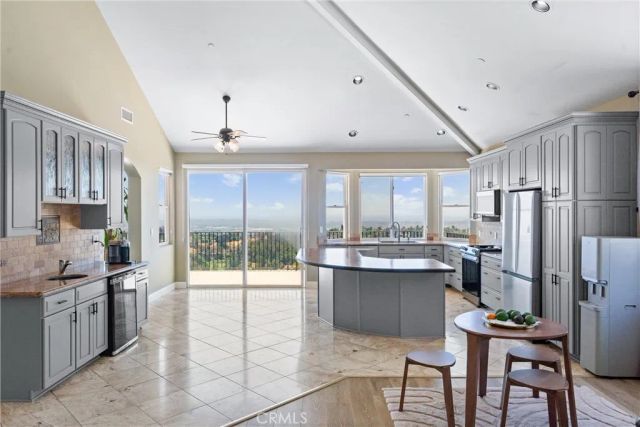 918 Reposado Drive, La Habra Heights, CA 90631