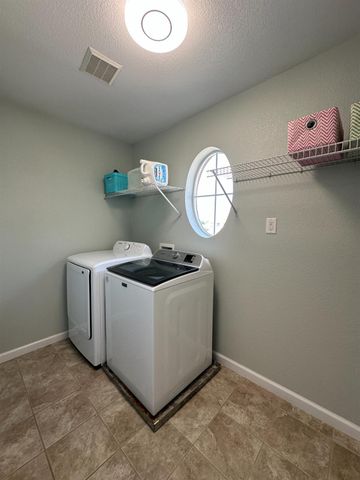 12260 Habitat Way, Rancho Cordova, CA 95742