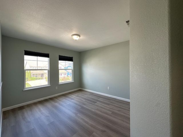 12260 Habitat Way, Rancho Cordova, CA 95742