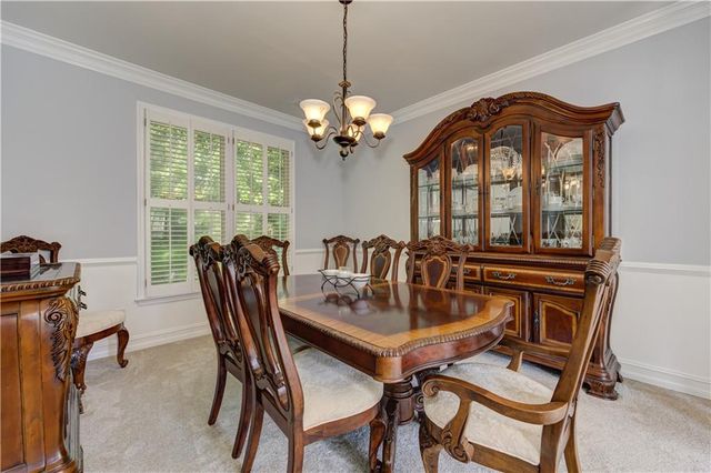 409 Misty Ridge Way, Woodstock, GA 30189