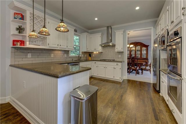409 Misty Ridge Way, Woodstock, GA 30189