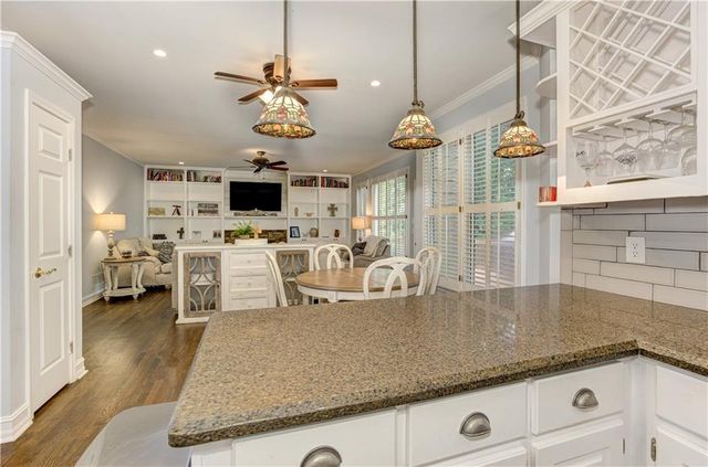 409 Misty Ridge Way, Woodstock, GA 30189