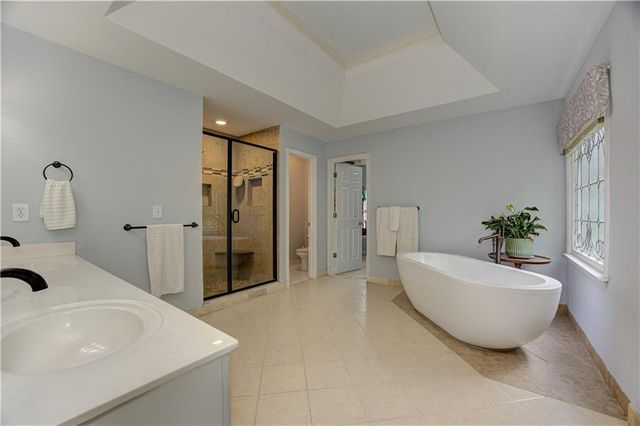 409 Misty Ridge Way, Woodstock, GA 30189