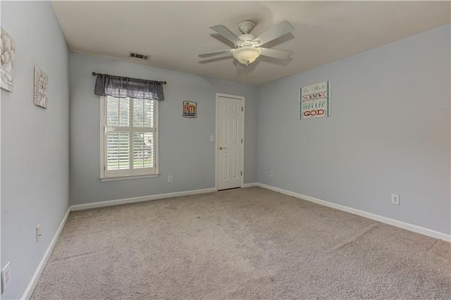 409 Misty Ridge Way, Woodstock, GA 30189