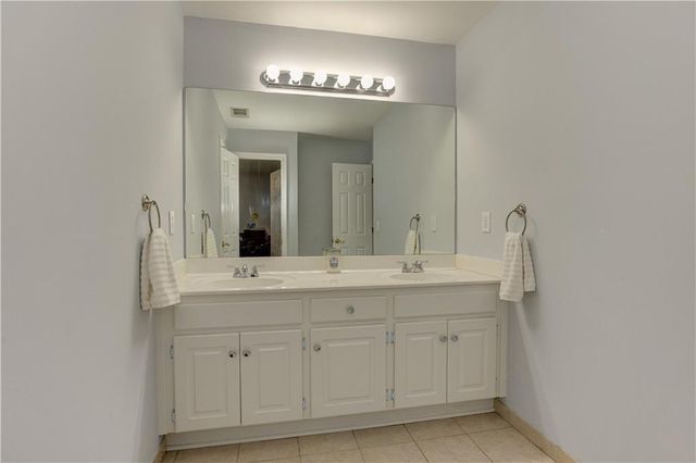 409 Misty Ridge Way, Woodstock, GA 30189