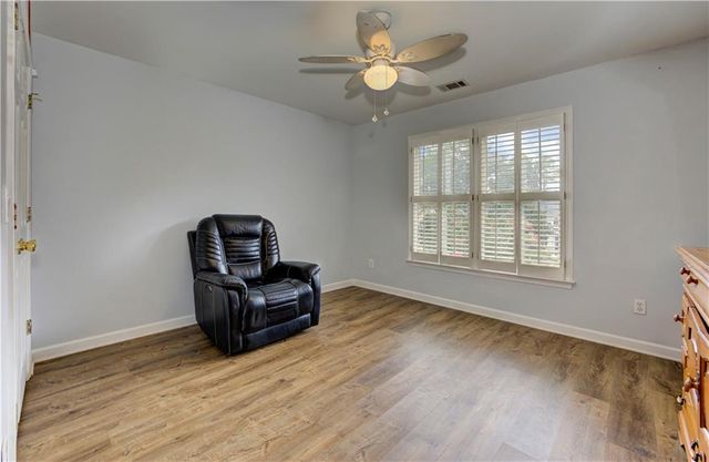 409 Misty Ridge Way, Woodstock, GA 30189