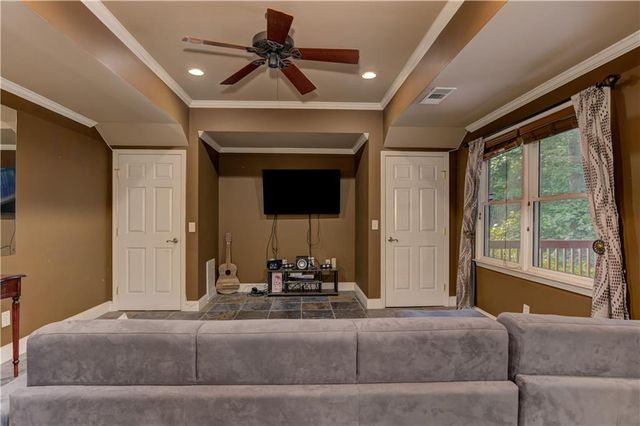 409 Misty Ridge Way, Woodstock, GA 30189