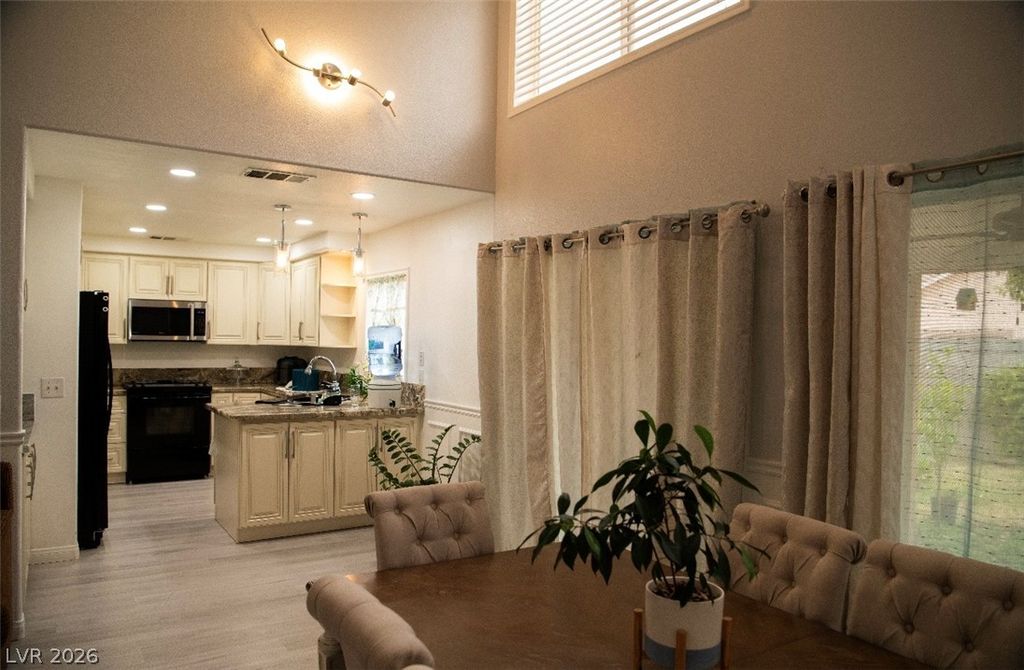 10126 Pennyroyal Street, Las Vegas, NV 89183 — photo 4
