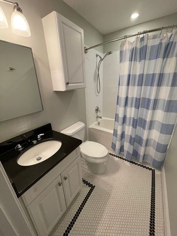 93 E Central Street 10, Natick, MA 01760