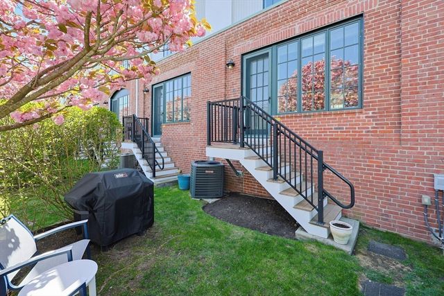 93 E Central Street 10, Natick, MA 01760
