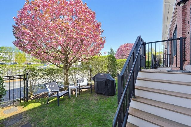 93 E Central Street 10, Natick, MA 01760