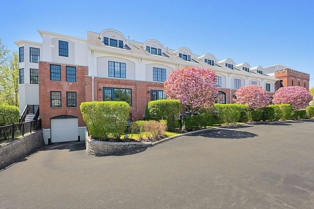 93 E Central Street 10, Natick, MA 01760