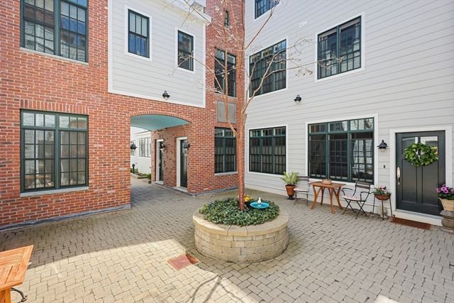 93 E Central Street 10, Natick, MA 01760