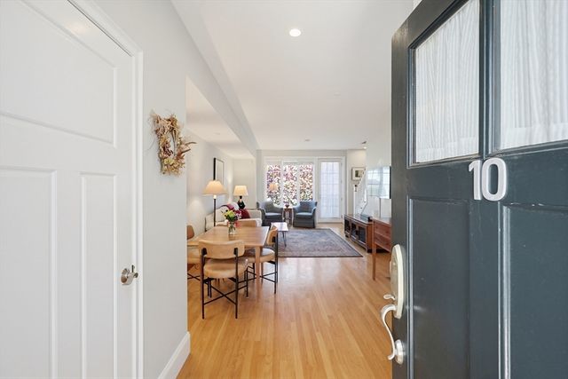 93 E Central Street 10, Natick, MA 01760
