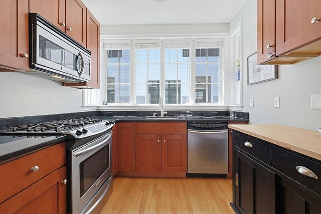 93 E Central Street 10, Natick, MA 01760