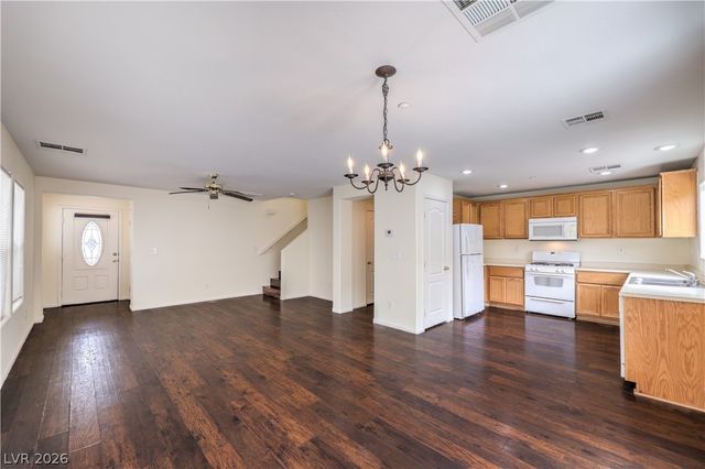 609 Monument Point Street, Henderson, NV 89002