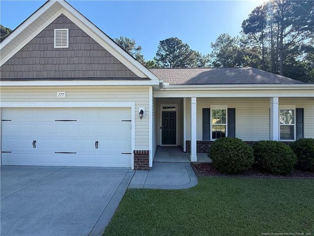 177 Sidesaddle Court, Raeford, NC 28376