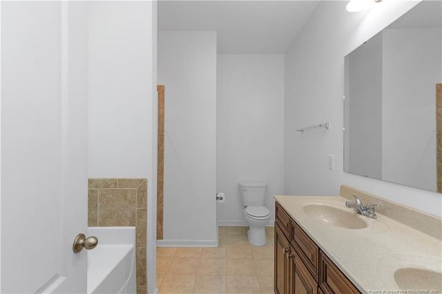 177 Sidesaddle Court, Raeford, NC 28376