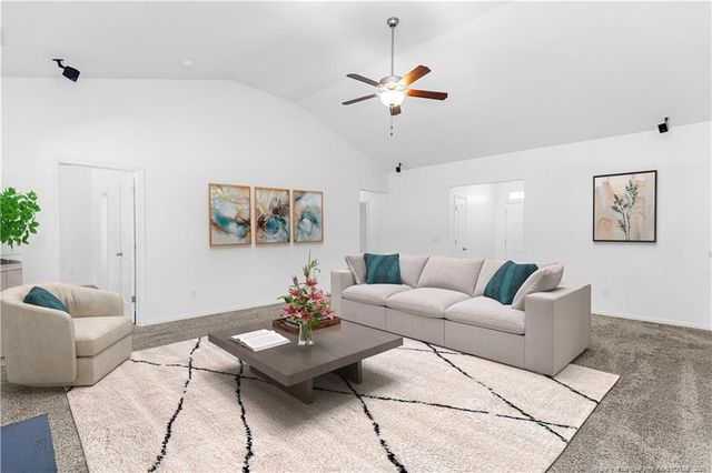 177 Sidesaddle Court, Raeford, NC 28376