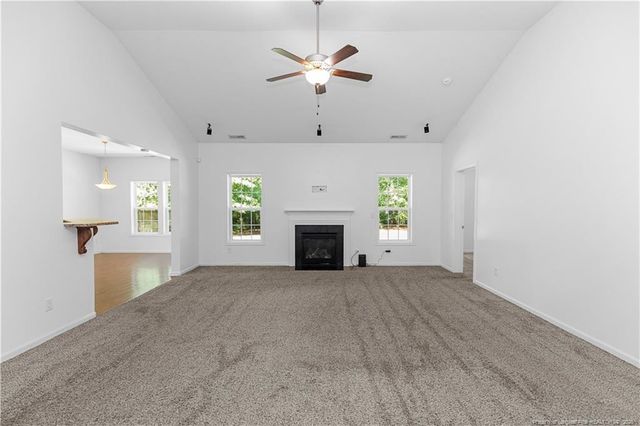 177 Sidesaddle Court, Raeford, NC 28376