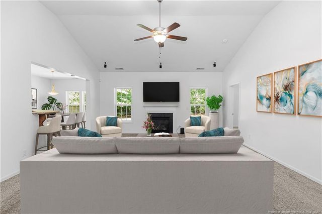 177 Sidesaddle Court, Raeford, NC 28376