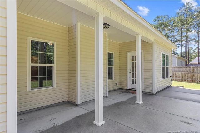 177 Sidesaddle Court, Raeford, NC 28376
