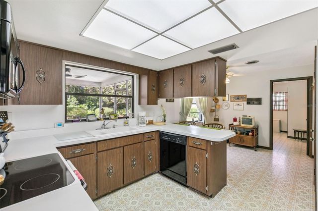 225 LAKE DESTINY TRAIL, Altamonte Springs, FL 32714