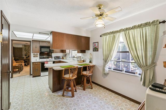 225 LAKE DESTINY TRAIL, Altamonte Springs, FL 32714
