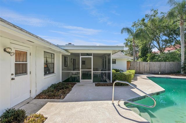 225 LAKE DESTINY TRAIL, Altamonte Springs, FL 32714
