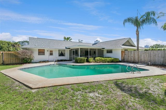 225 LAKE DESTINY TRAIL, Altamonte Springs, FL 32714