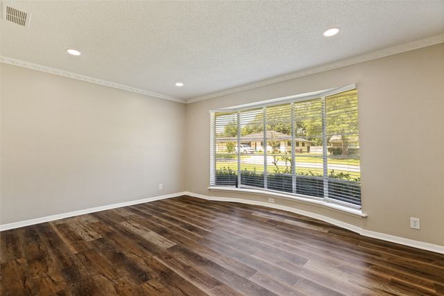 2500 Brookhaven Drive, Denison, TX 75020