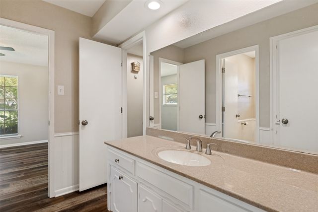 2500 Brookhaven Drive, Denison, TX 75020