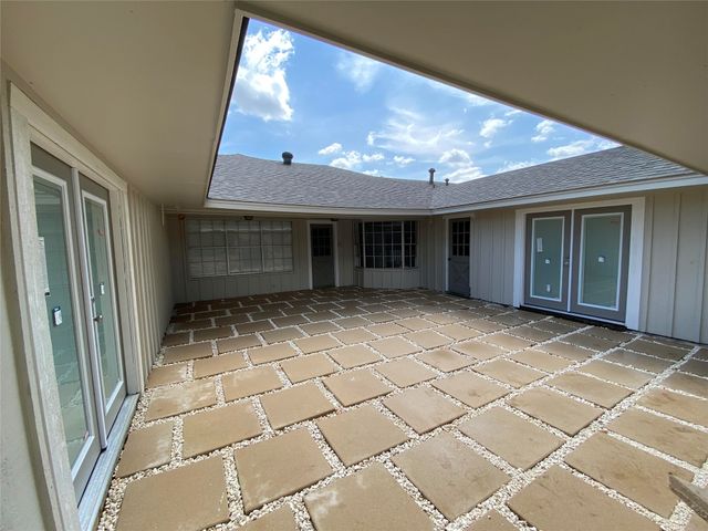 2500 Brookhaven Drive, Denison, TX 75020