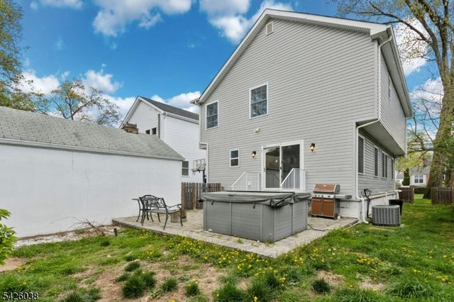 207 Columbia Ave, Cranford Twp., NJ 07016