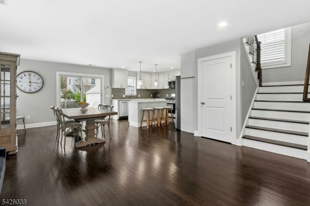 207 Columbia Ave, Cranford Twp., NJ 07016