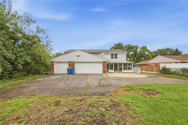 5880 Charlesgate Road, Huber Heights, OH 45424