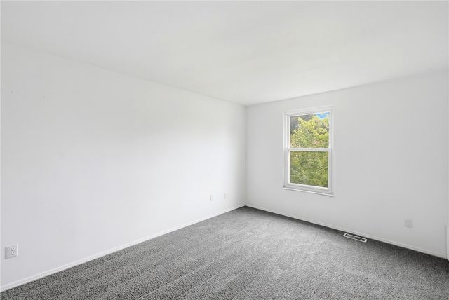 5880 Charlesgate Road, Huber Heights, OH 45424