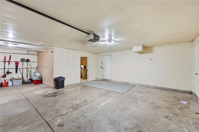 5880 Charlesgate Road, Huber Heights, OH 45424