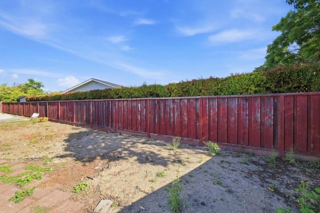 2447 Douglas Street, Union City, CA 94587