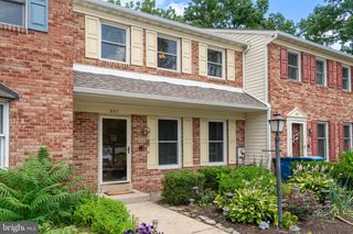 227 GROVE CIR #60, Sellersville, PA 18960