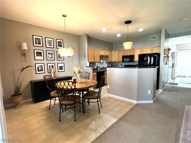 108 Yellowstone Court, Berea, OH 44017