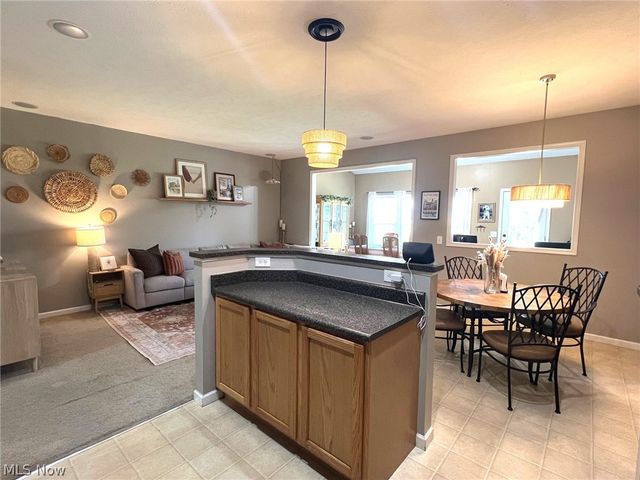 108 Yellowstone Court, Berea, OH 44017