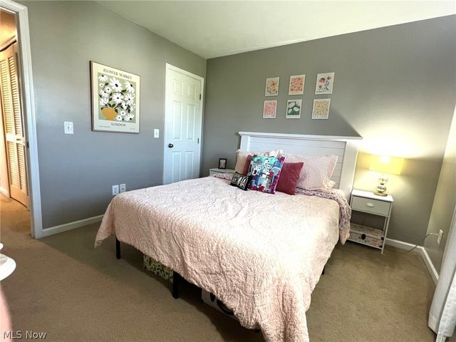 108 Yellowstone Court, Berea, OH 44017
