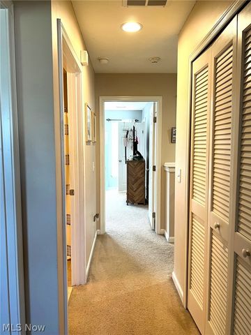 108 Yellowstone Court, Berea, OH 44017