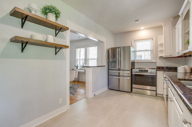 4004 El Campo Avenue, Fort Worth, TX 76107