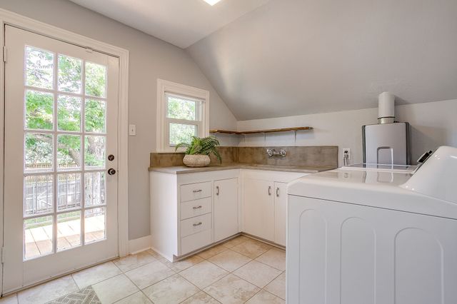 4004 El Campo Avenue, Fort Worth, TX 76107