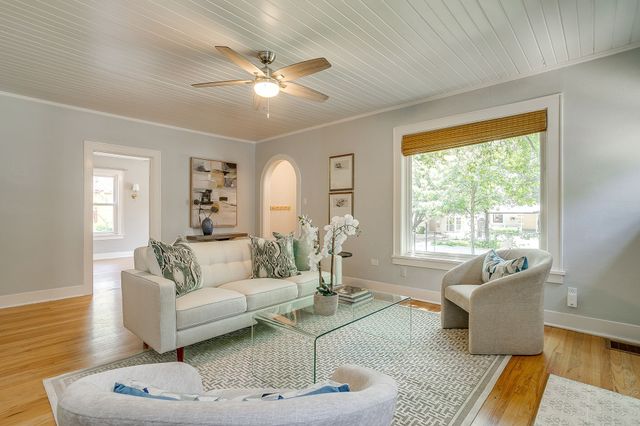 4004 El Campo Avenue, Fort Worth, TX 76107