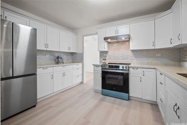 7544 Mokunoio Place, Honolulu, HI 96825