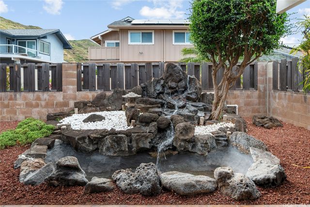 7544 Mokunoio Place, Honolulu, HI 96825