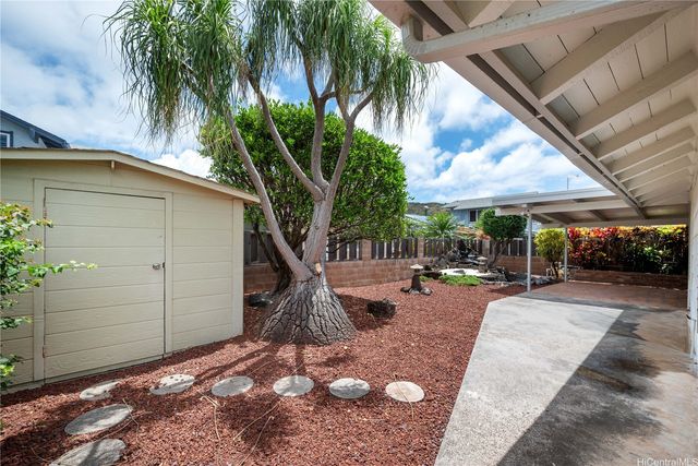 7544 Mokunoio Place, Honolulu, HI 96825